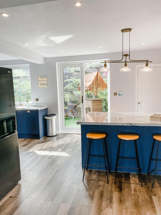 Dawns House Cromford, Peak District, Hot Tub, For 6 - Stunning Views Apartment Exterior photo